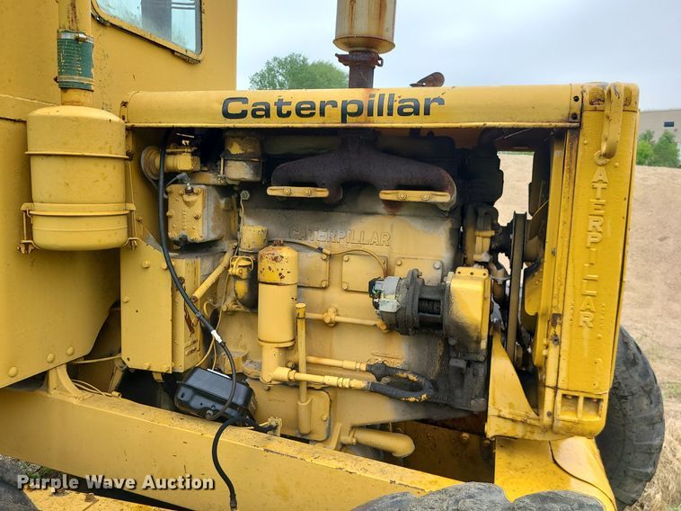 image for item MG9535 Caterpillar 112  rigid frame motor grader