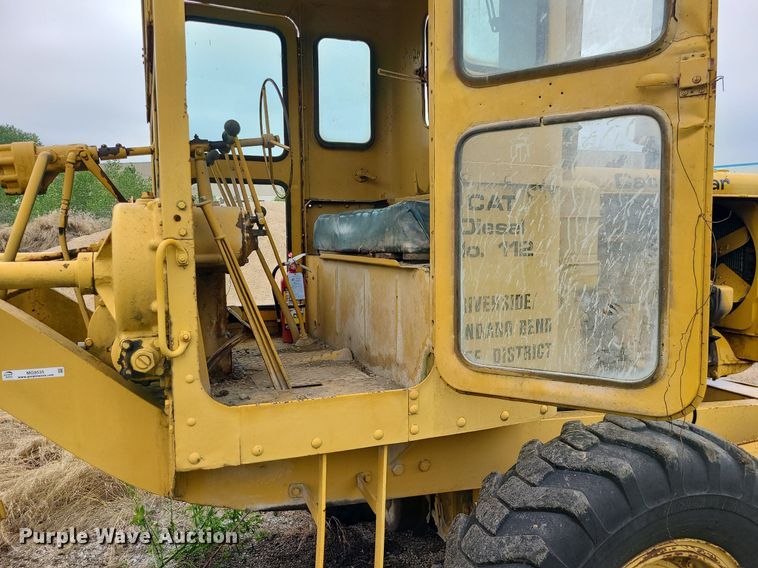 image for item MG9535 Caterpillar 112  rigid frame motor grader