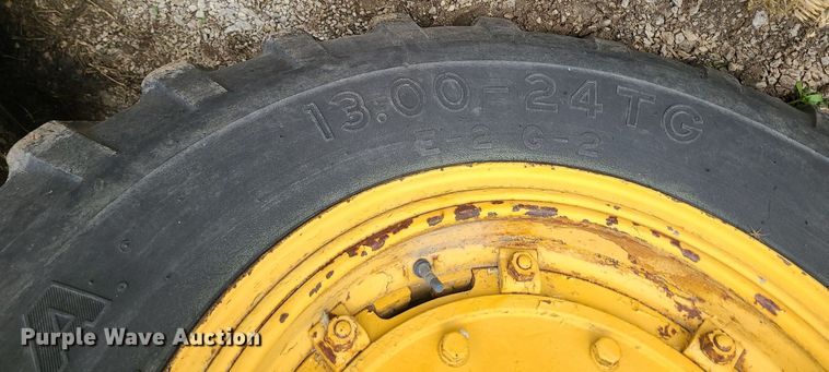 image for item MG9535 Caterpillar 112  rigid frame motor grader