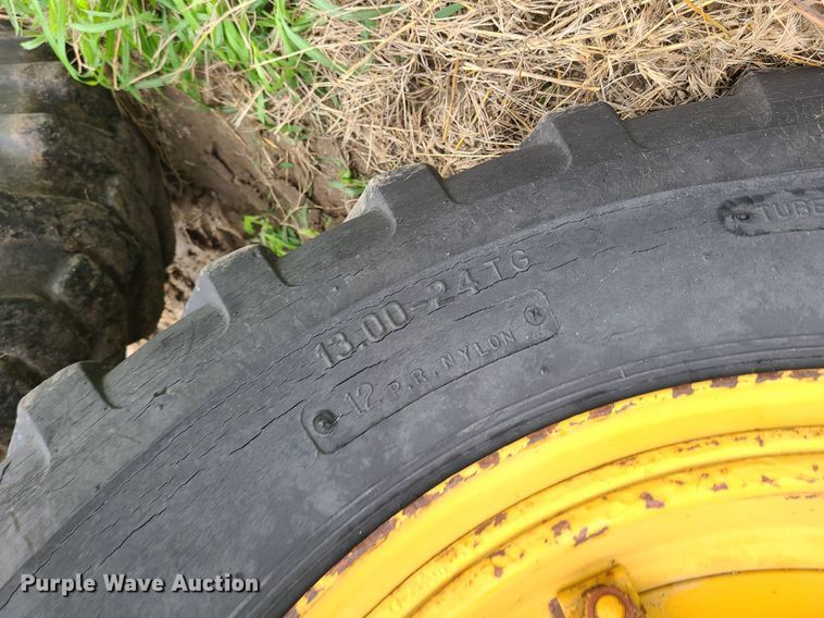 image for item MG9535 Caterpillar 112  rigid frame motor grader