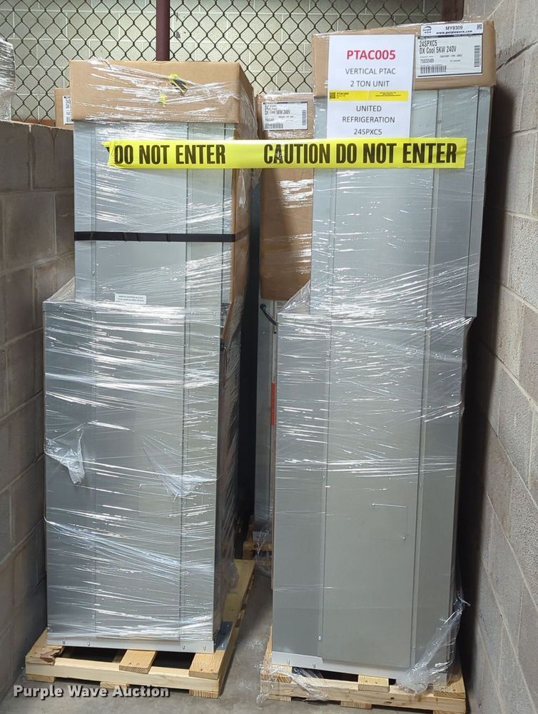 (4) United Refrigeration 24SPXC5 air conditioner units in Stillwater