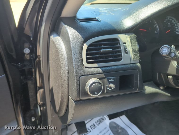 image for item MY9424 2013 Chevrolet Tahoe Police  SUV