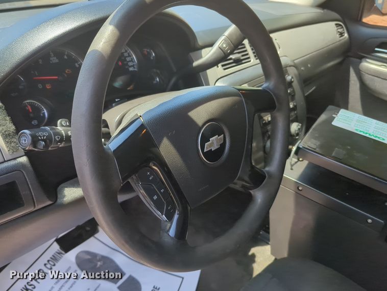 image for item MY9424 2013 Chevrolet Tahoe Police  SUV