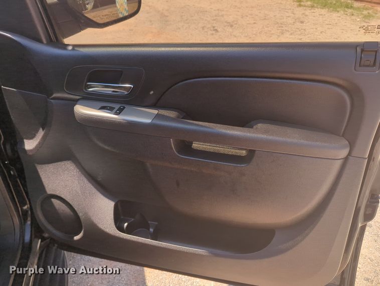 image for item MY9424 2013 Chevrolet Tahoe Police  SUV