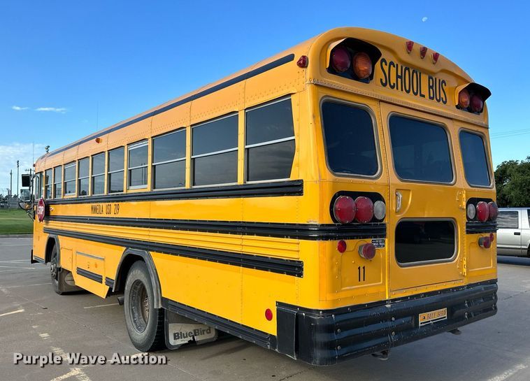 image for item NE9052 1998 Blue Bird  school bus