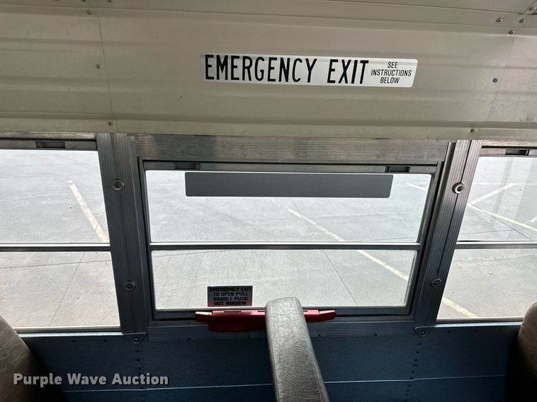 image for item NE9052 1998 Blue Bird  school bus