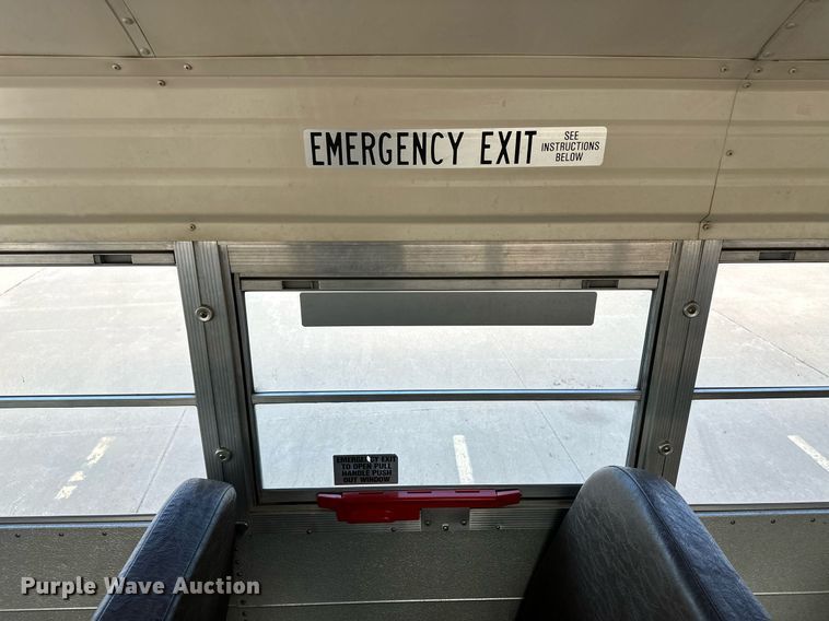 image for item NE9052 1998 Blue Bird  school bus