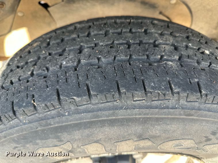 image for item NE9053 1999 Chevrolet Suburban  SUV