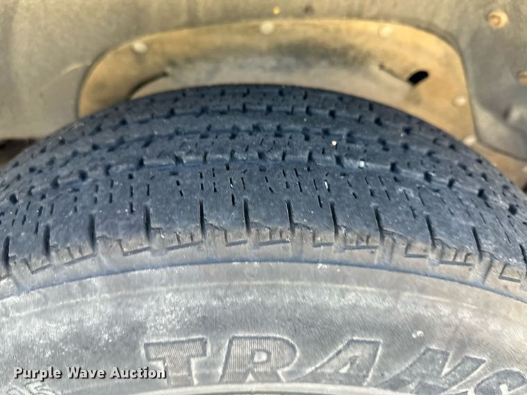 image for item NE9053 1999 Chevrolet Suburban  SUV