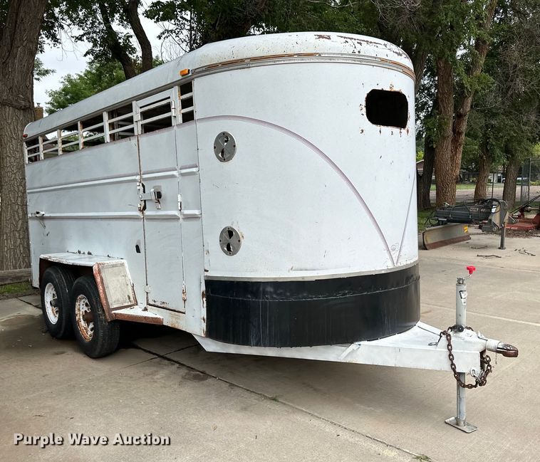 image for item NE9062 1995 J&S  livestock trailer