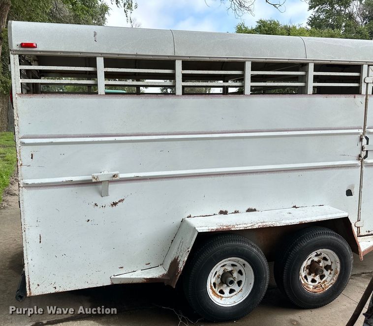 image for item NE9062 1995 J&S  livestock trailer