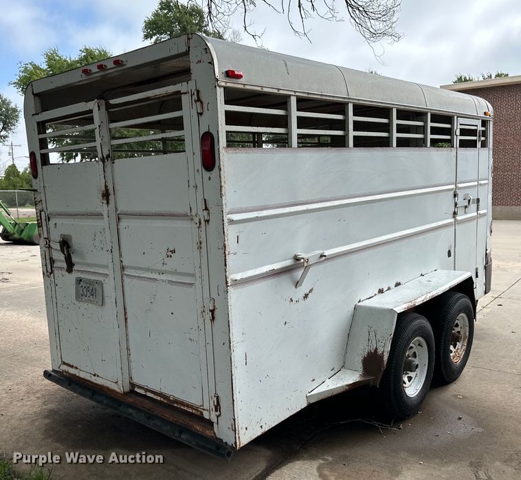 image for item NE9062 1995 J&S  livestock trailer