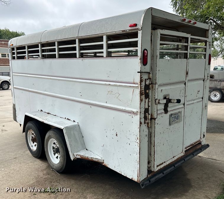 image for item NE9062 1995 J&S  livestock trailer