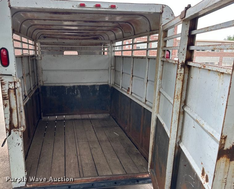 image for item NE9062 1995 J&S  livestock trailer