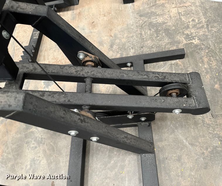 image for item NE9063 BFS  pull up machine