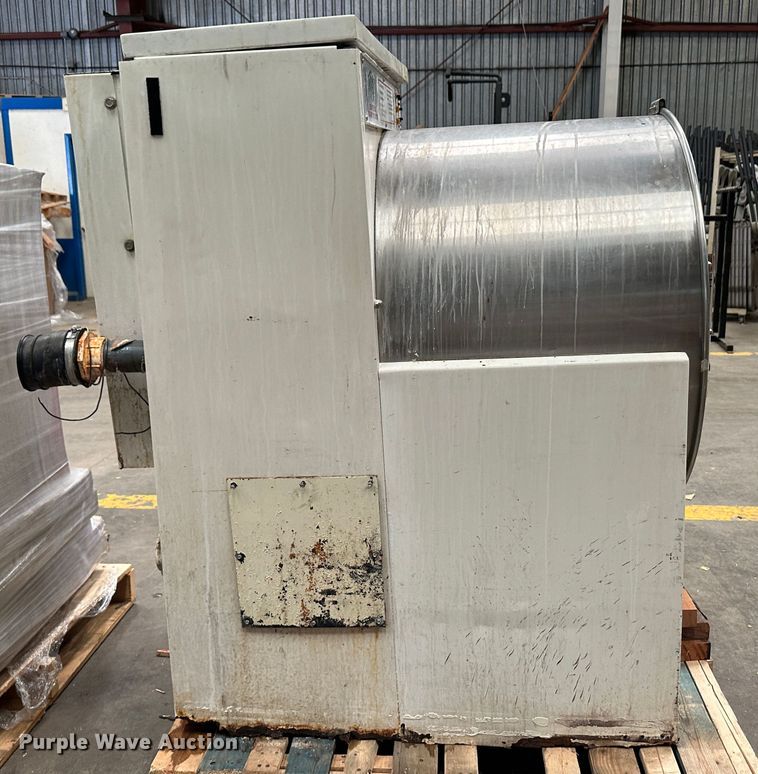 image for item NE9066 Milnor 30020N4S/AAW  washing machine