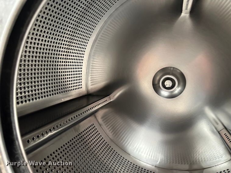 image for item NE9066 Milnor 30020N4S/AAW  washing machine