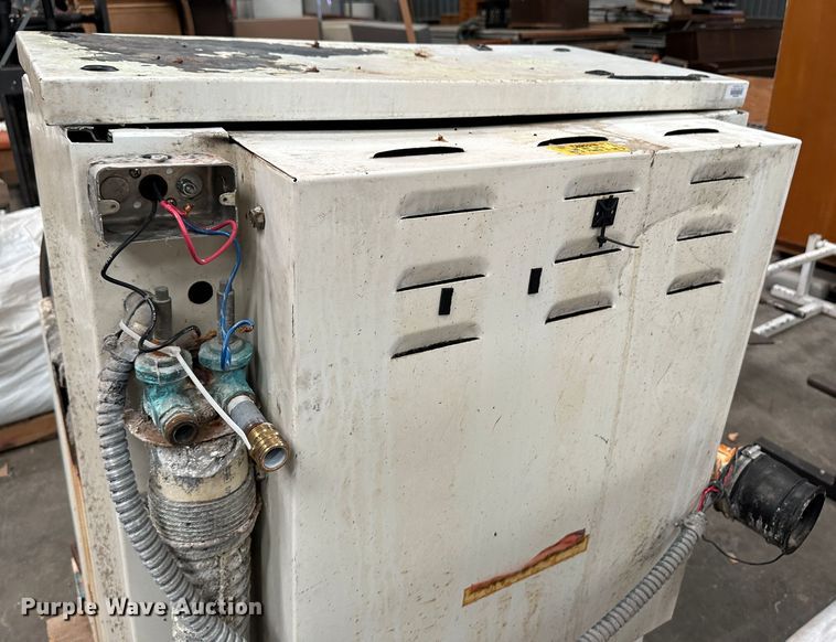 image for item NE9066 Milnor 30020N4S/AAW  washing machine