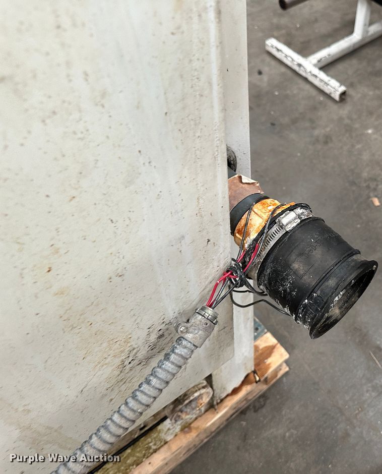 image for item NE9066 Milnor 30020N4S/AAW  washing machine