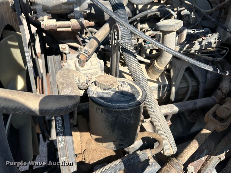 image for item NE9071 1995 Ford F700  crane truck