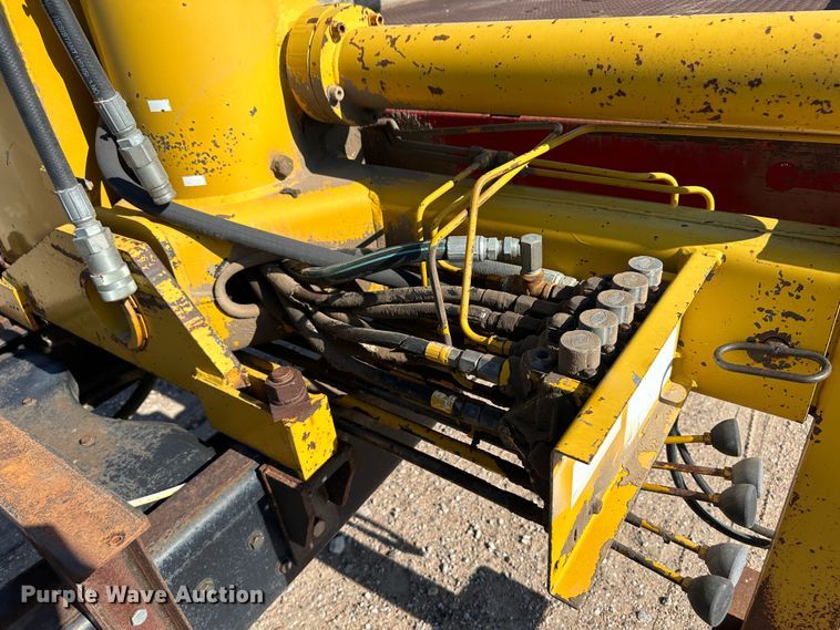 image for item NE9071 1995 Ford F700  crane truck