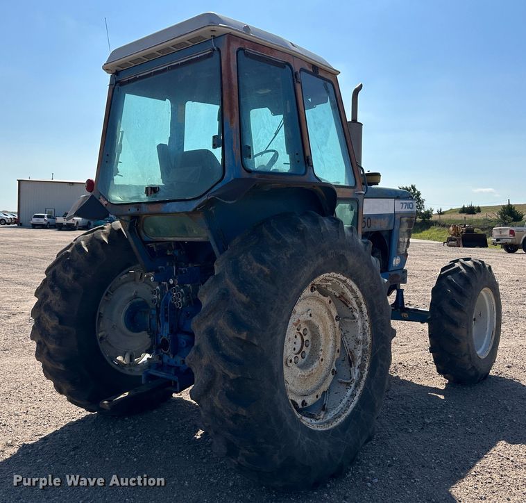 image for item NE9076 1984 Ford 7710  MFWD tractor