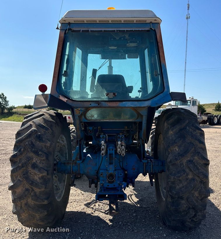 image for item NE9076 1984 Ford 7710  MFWD tractor