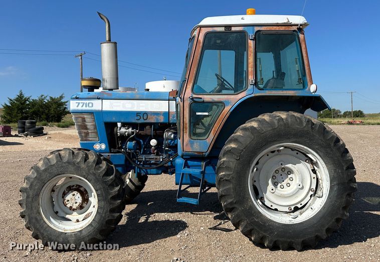 image for item NE9076 1984 Ford 7710  MFWD tractor