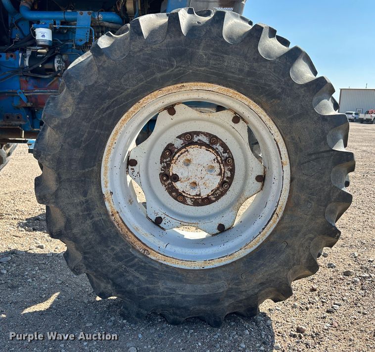 image for item NE9076 1984 Ford 7710  MFWD tractor