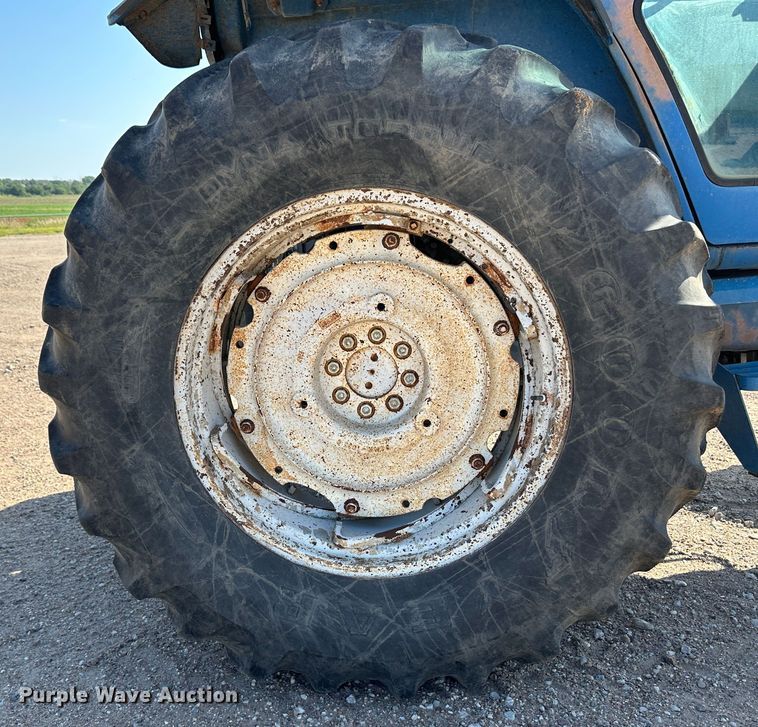 image for item NE9076 1984 Ford 7710  MFWD tractor