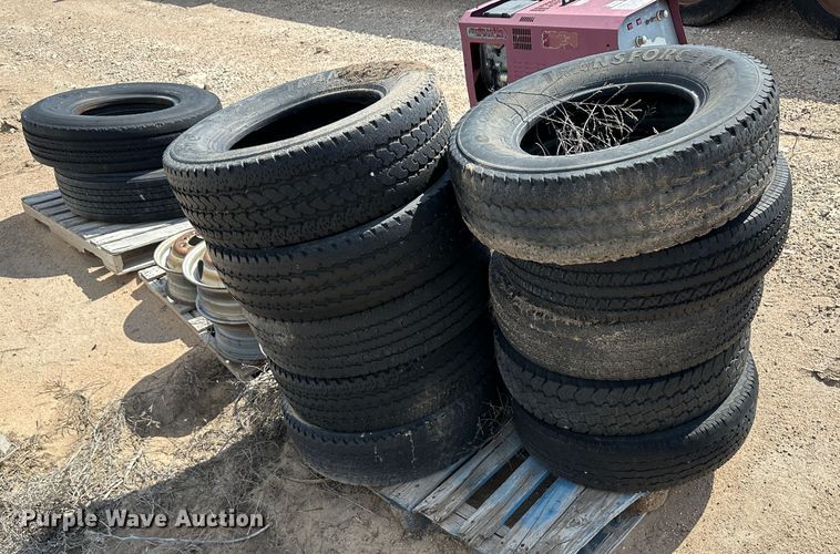 image for item NE9077 Tires and wheels