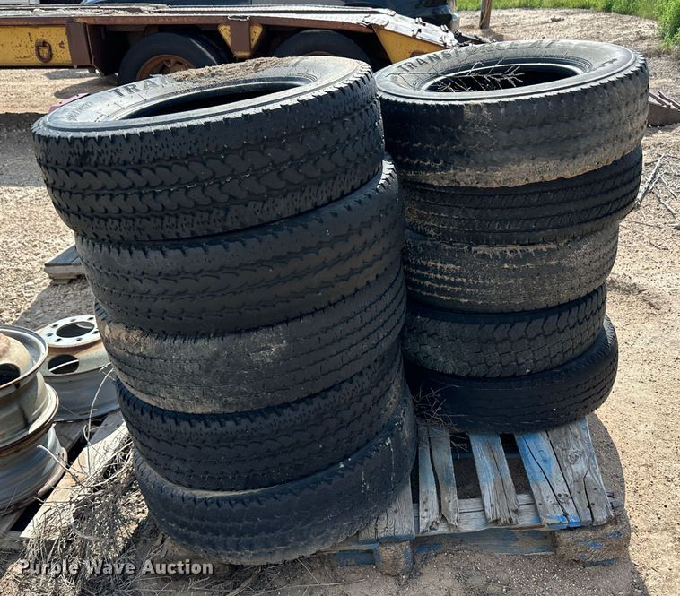 image for item NE9077 Tires and wheels