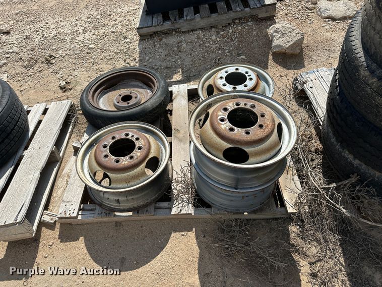 image for item NE9077 Tires and wheels