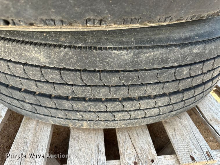 image for item NE9077 Tires and wheels