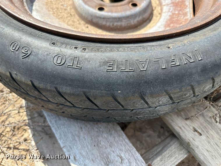 image for item NE9077 Tires and wheels