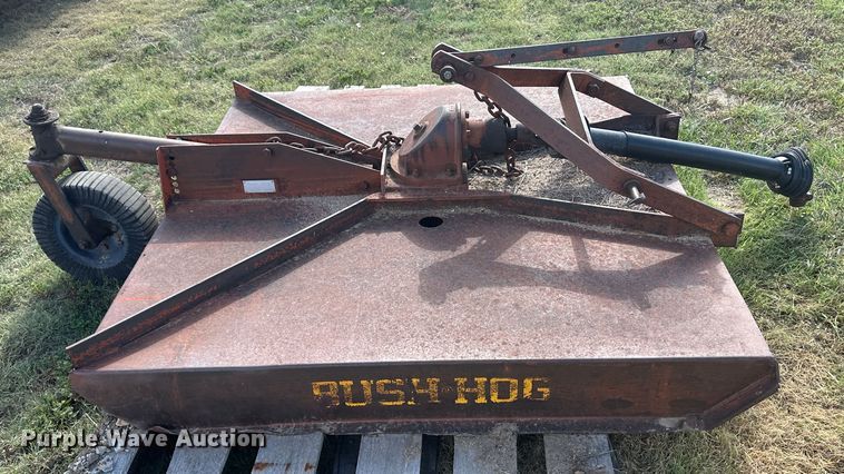 image for item NM9358 Bush Hog 105  rotary mower