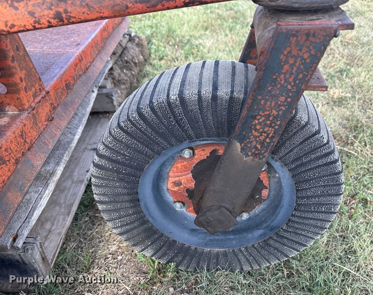 image for item NM9358 Bush Hog 105  rotary mower