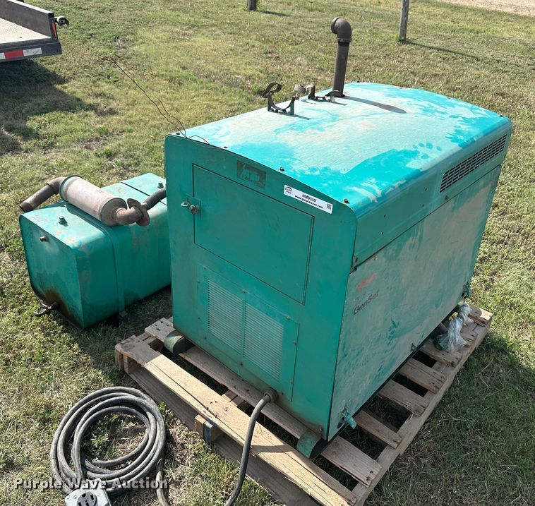 image for item NM9359 Onan 7.5  generator