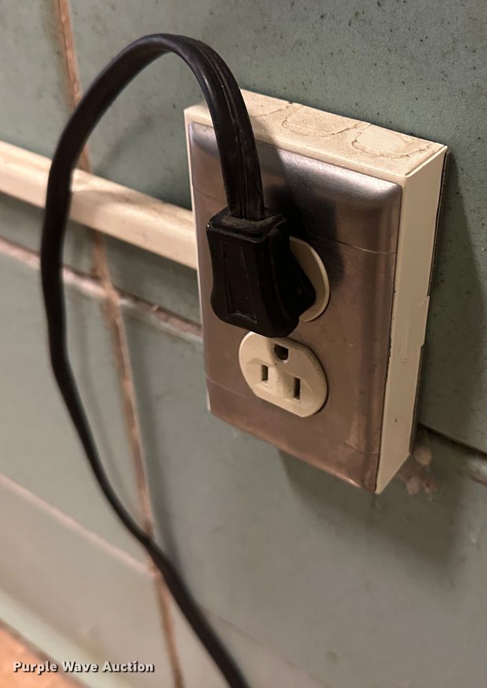 image for item NM9362 (2) freezers