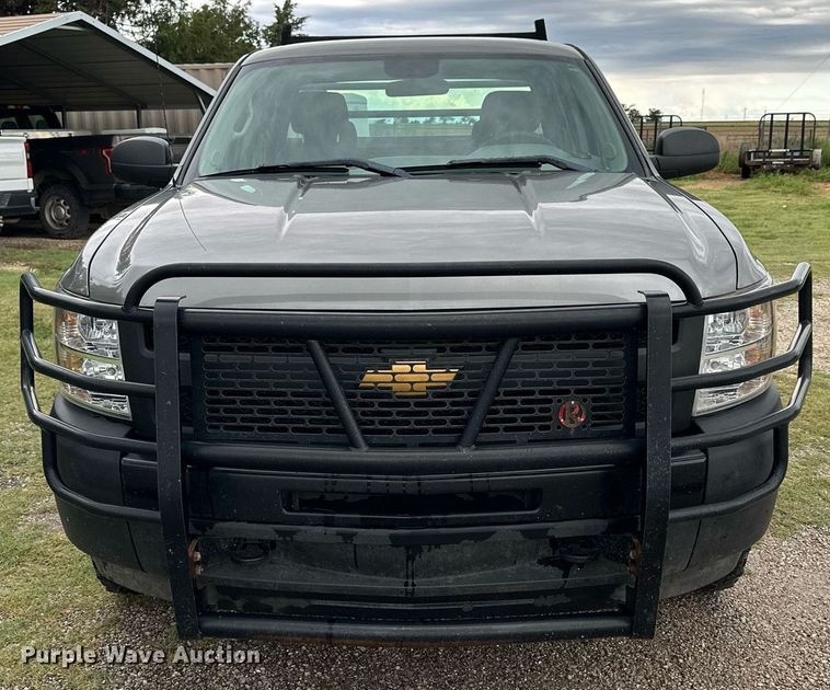 image for item NP9794 2013 Chevrolet Silverado 1500  Ext. Cab pickup truck