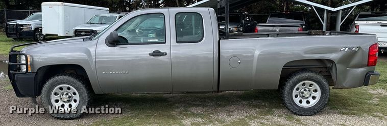 image for item NP9794 2013 Chevrolet Silverado 1500  Ext. Cab pickup truck