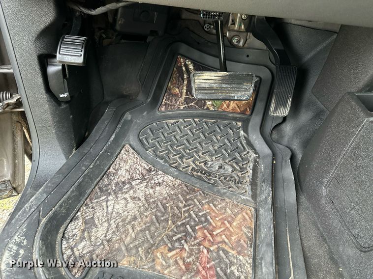 image for item NP9794 2013 Chevrolet Silverado 1500  Ext. Cab pickup truck