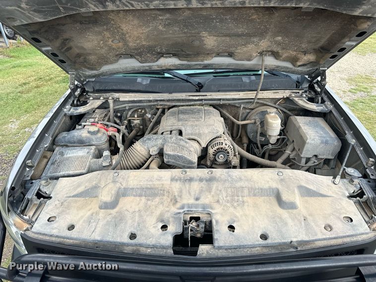 image for item NP9794 2013 Chevrolet Silverado 1500  Ext. Cab pickup truck