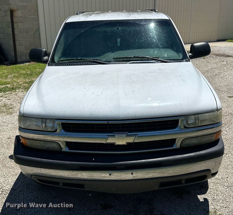 image for item NP9827 2006 Chevrolet Suburban  SUV