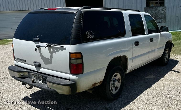 image for item NP9827 2006 Chevrolet Suburban  SUV