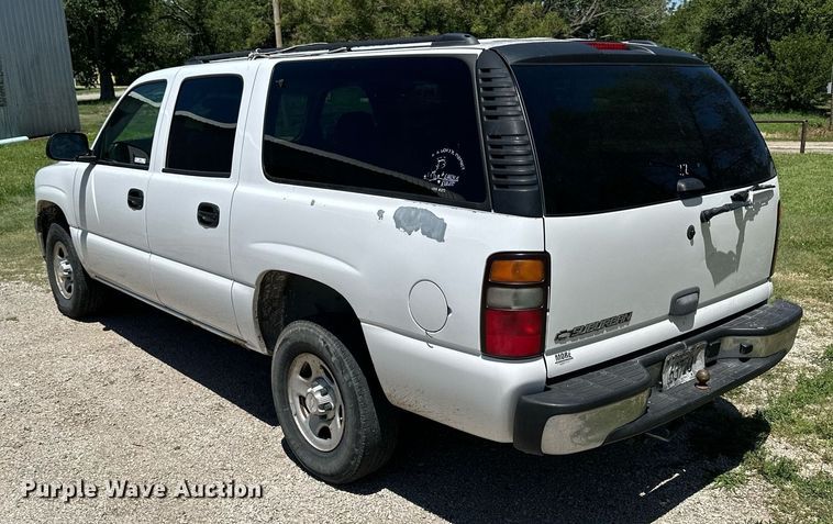 image for item NP9827 2006 Chevrolet Suburban  SUV