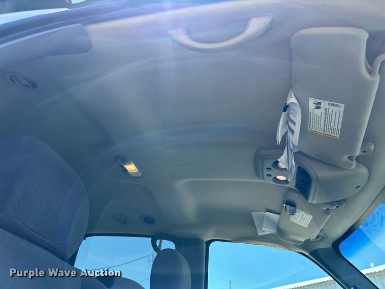 image for item NP9827 2006 Chevrolet Suburban  SUV