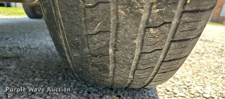 image for item NP9827 2006 Chevrolet Suburban  SUV