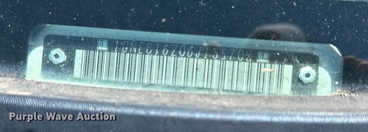 image for item NP9827 2006 Chevrolet Suburban  SUV