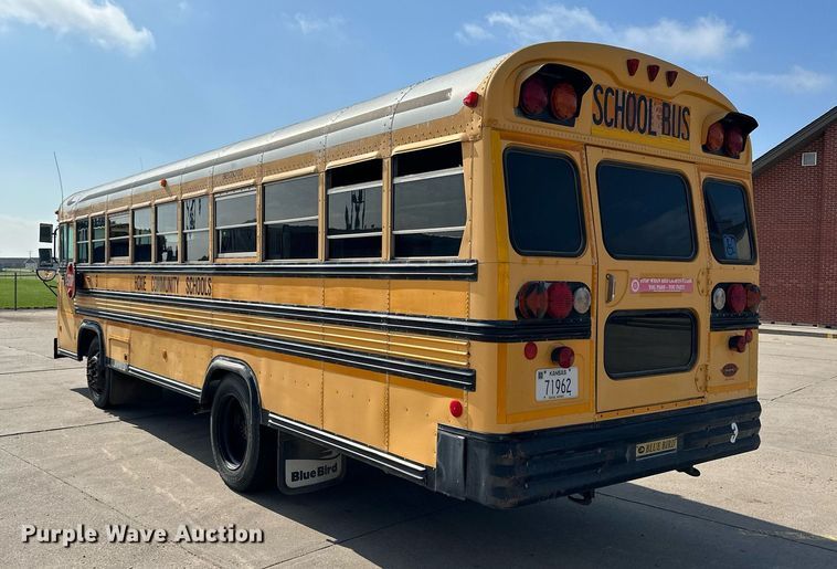 image for item NP9842 2002 Blue Bird TC2000  school bus